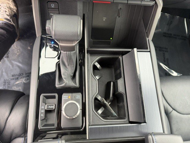 Used 2026 Toyota Tundra Platinum AWD/4WD image 30