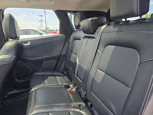 Certified 2023 Ford Escape Platinum w/ Class II Trailer Tow Package AWD/4WD image 29