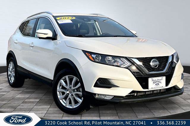Used 2022 Nissan Rogue Sport SV w/ Technology Package image 8
