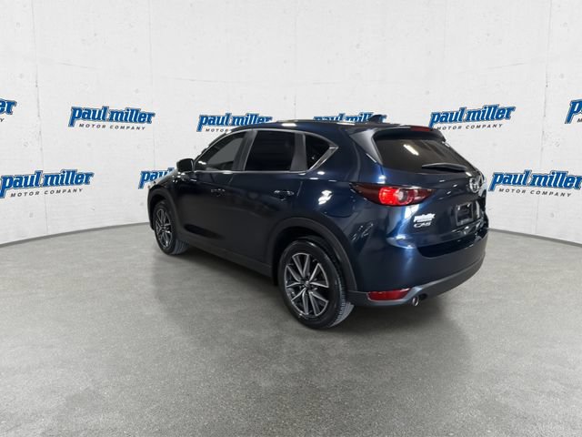 Used 2018 MAZDA CX-5 Touring w/ Preferred Equipment Package FWD image 8