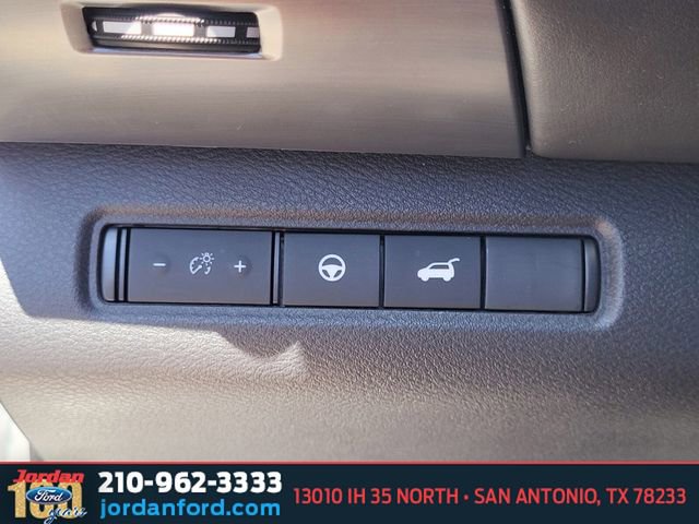 Used 2023 Nissan Pathfinder SL FWD image 22