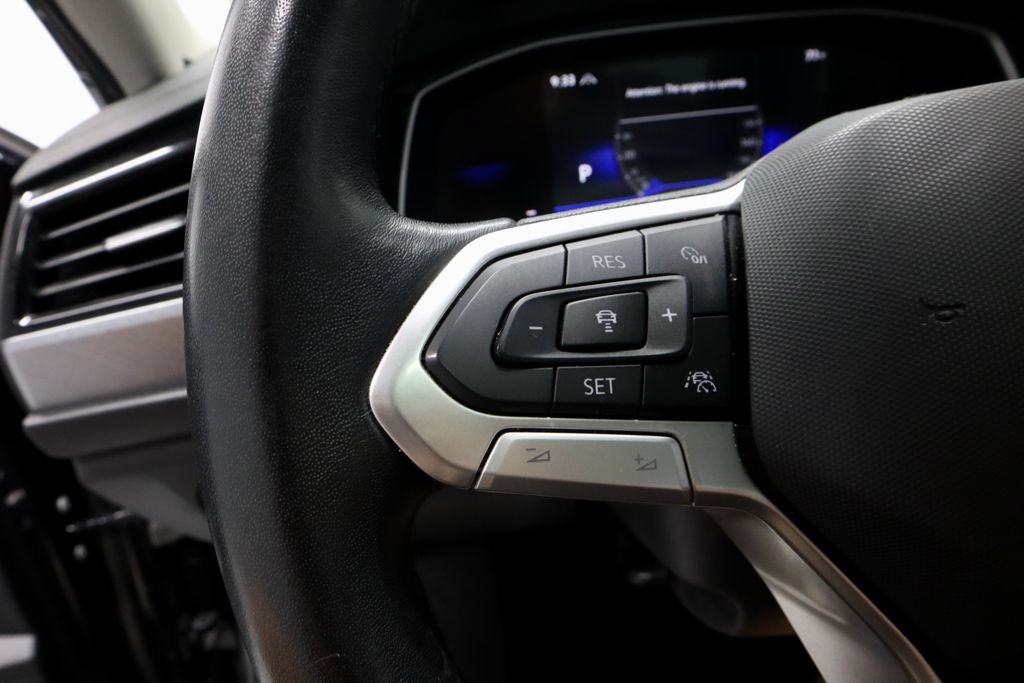 Used 2024 Volkswagen Jetta SE FWD image 27