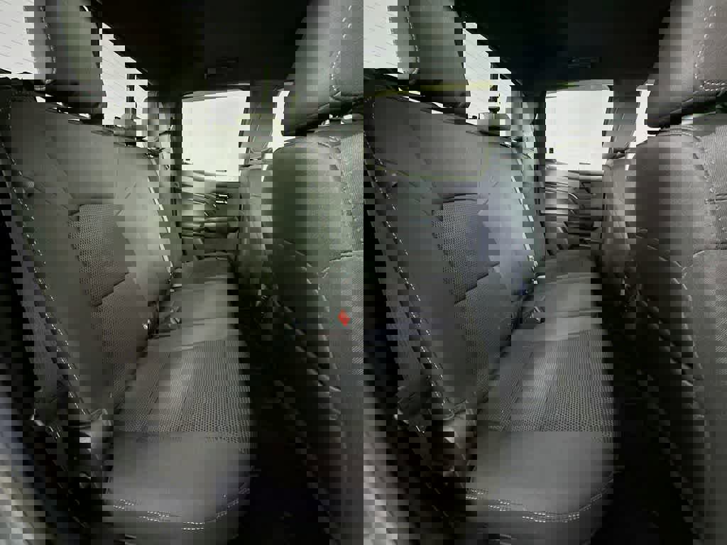 Used 2023 Chevrolet Colorado LT w/ LT Convenience Package II image 31