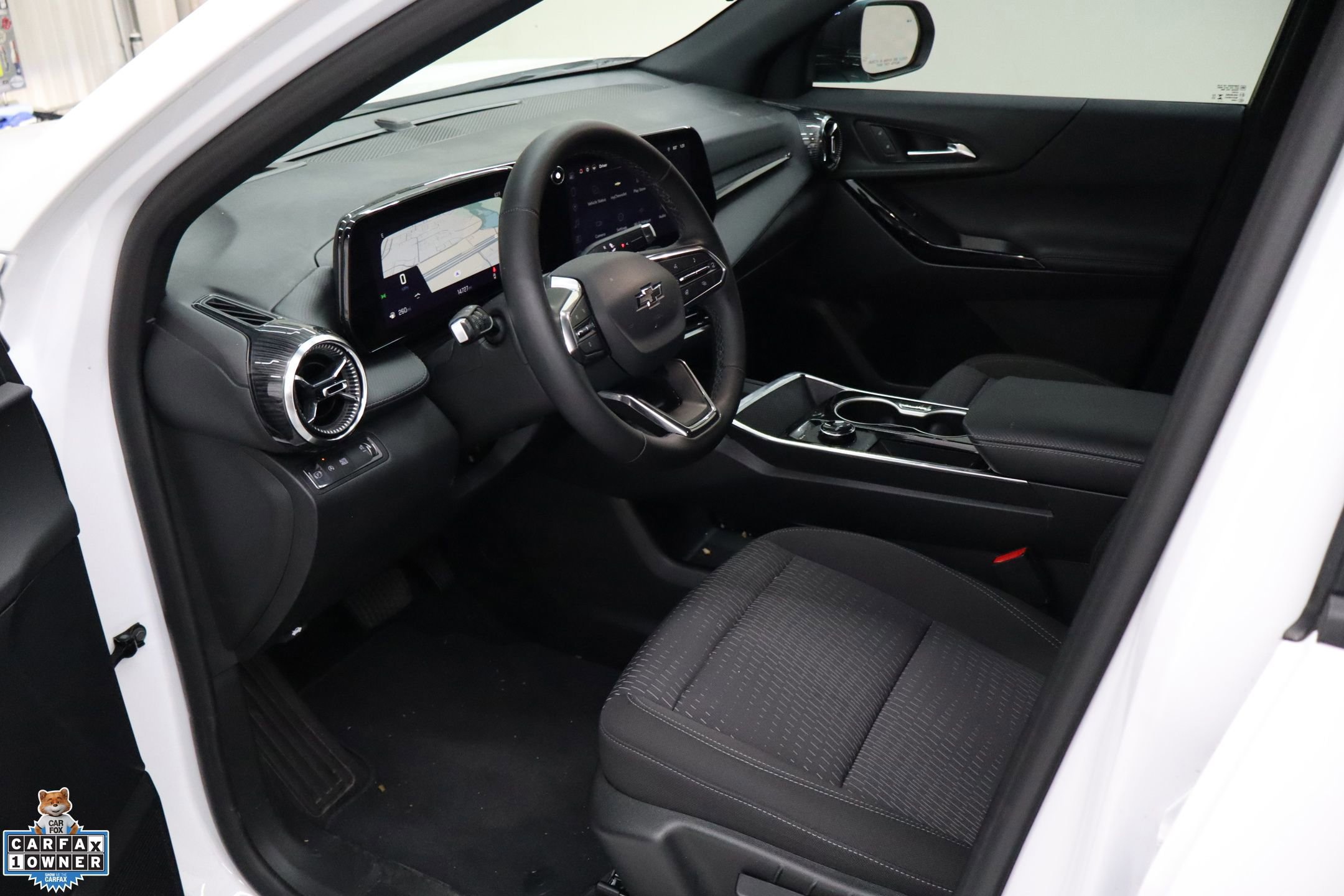 Used 2026 Chevrolet Equinox LT w/ Midnight Edition image 23