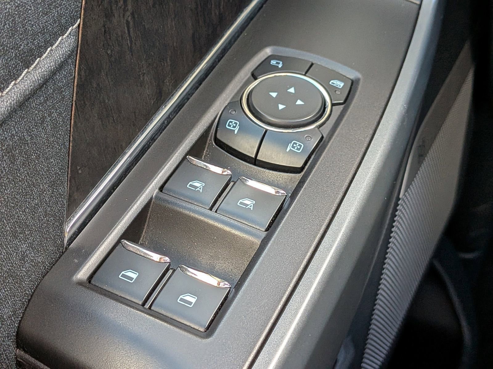 Certified 2023 Ford F150 Lariat w/ Equipment Group 502A High image 29