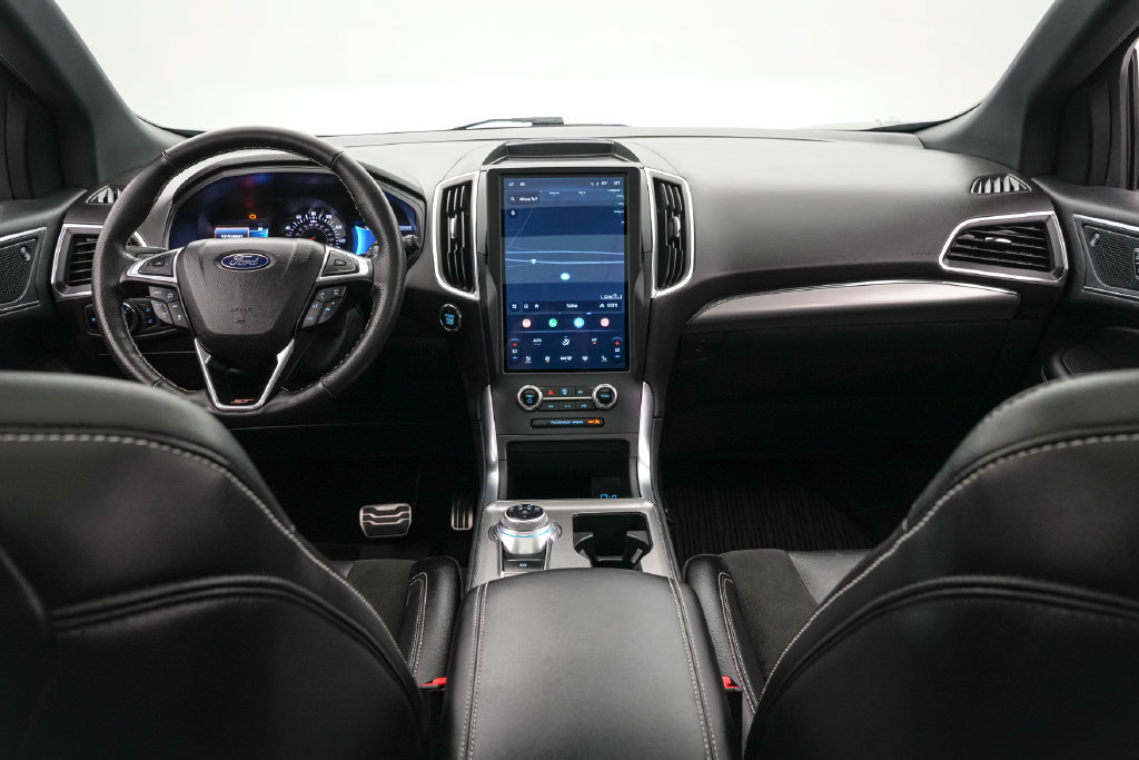 Certified 2023 Ford Edge ST w/ Equipment Group 401A AWD/4WD image 17