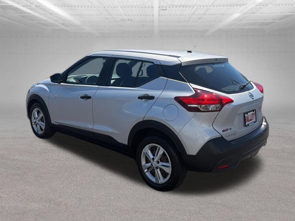 Used 2020 Nissan Kicks S FWD image 7
