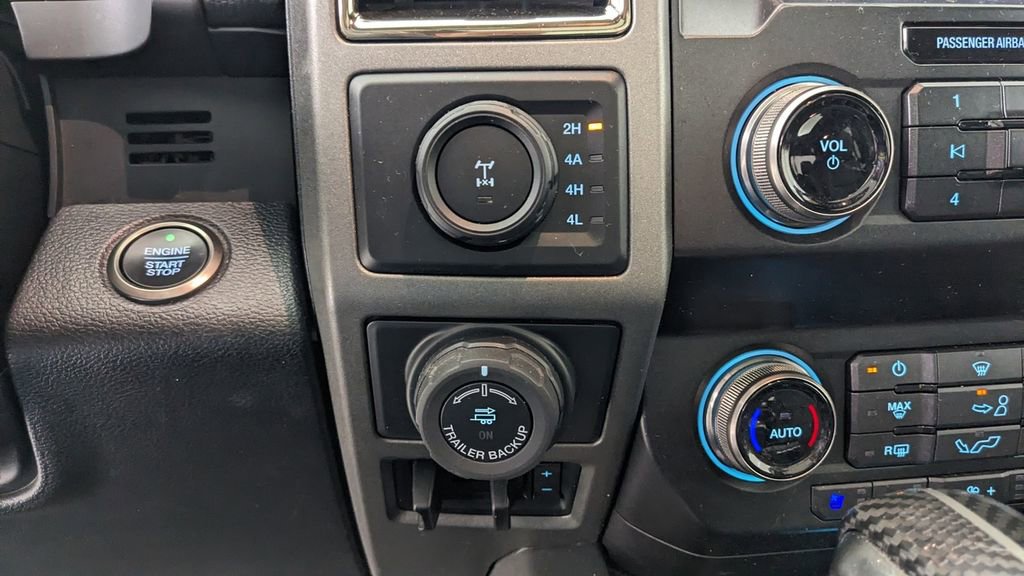 Certified 2019 Ford F150 Raptor w/ Equipment Group 802A Luxury image 33