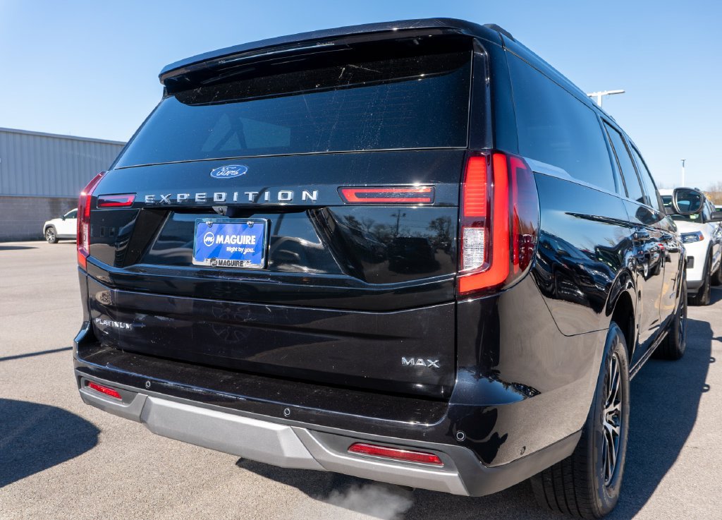 Certified 2025 Ford Expedition Max Platinum AWD/4WD image 5
