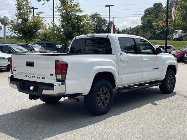 Used 2023 Toyota Tacoma SR5 AWD/4WD image 5