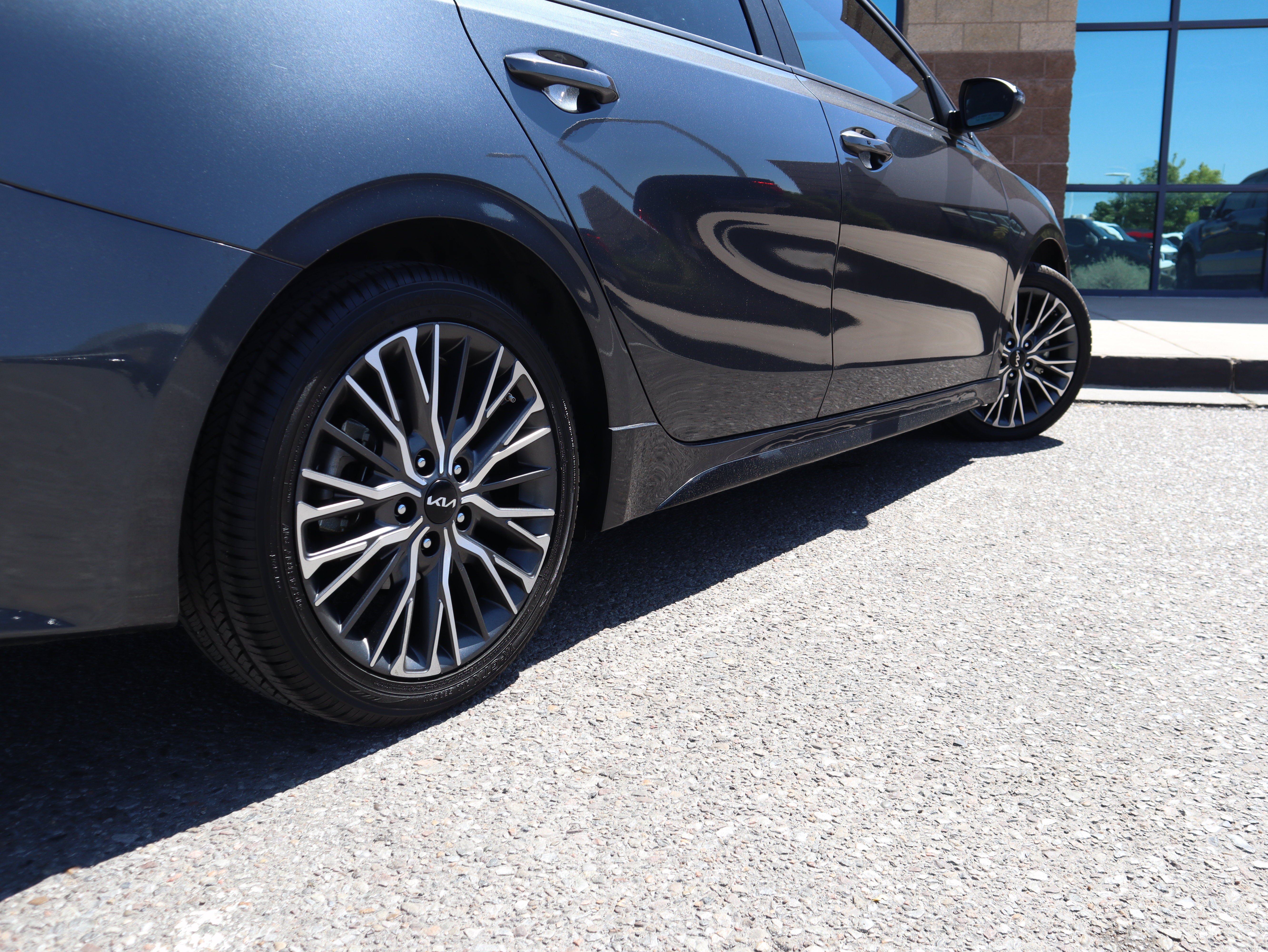 Used 2023 Kia Forte GT-Line FWD image 11