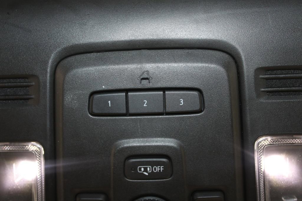 Used 2021 Chevrolet Tahoe Premier w/ Premium Package AWD/4WD image 56