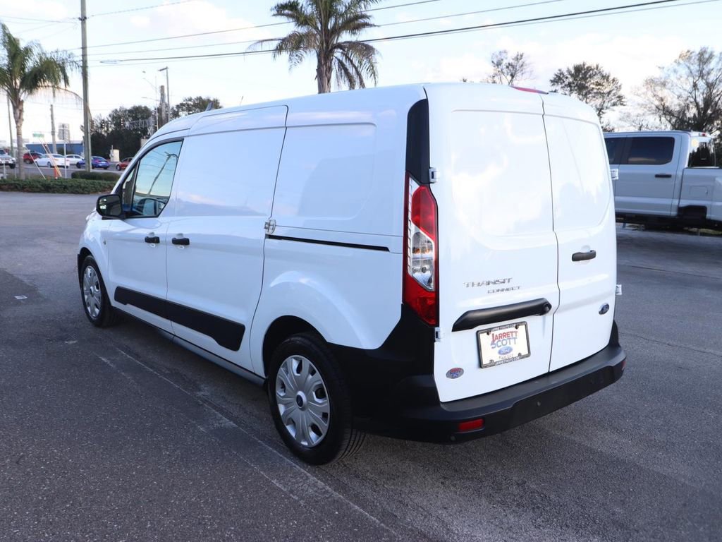 Certified 2022 Ford Transit Connect XL image 3