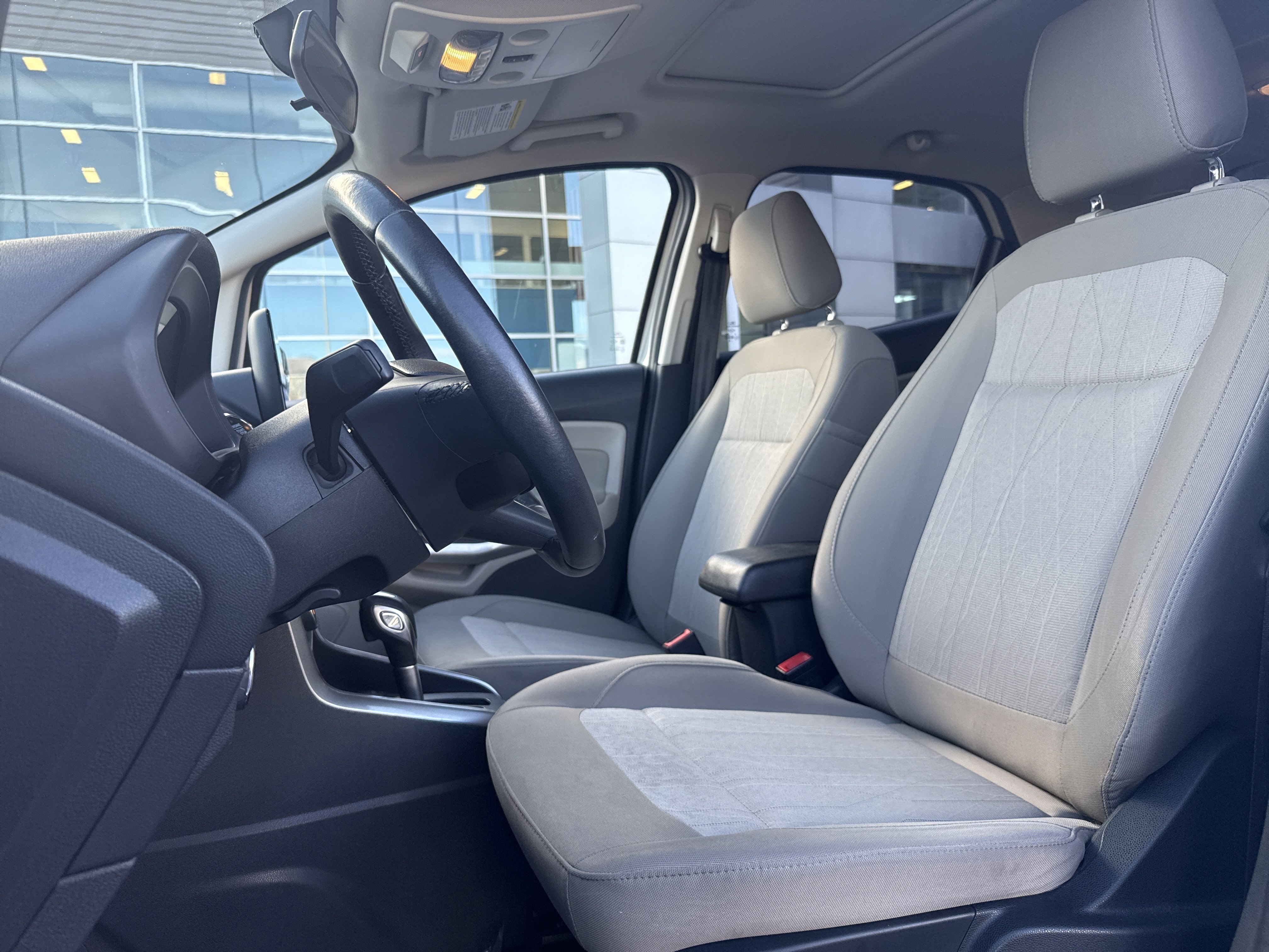 Certified 2018 Ford EcoSport SE w/ SE Cold Weather Package image 12