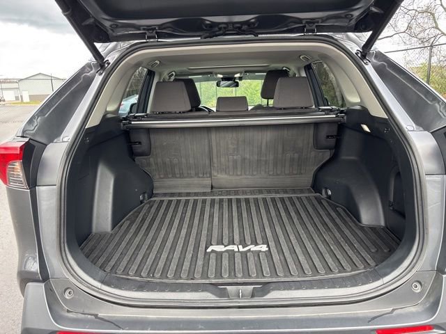 Used 2023 Toyota RAV4 XLE w/ Convenience Package image 13