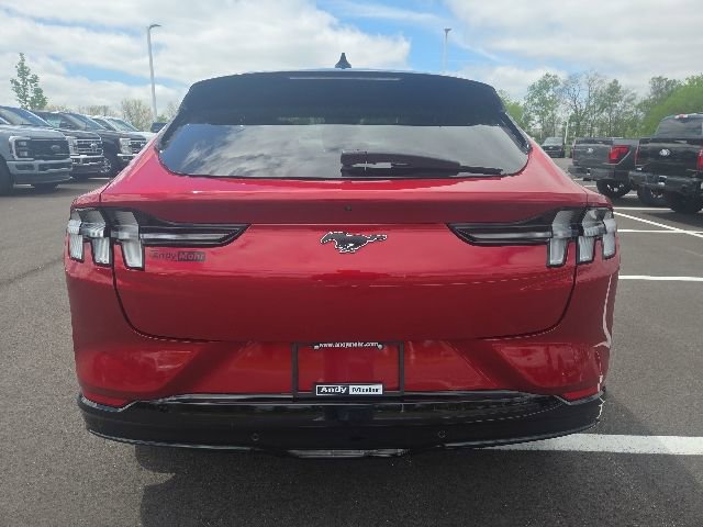 Certified 2022 Ford Mustang Mach-E Premium AWD/4WD image 9