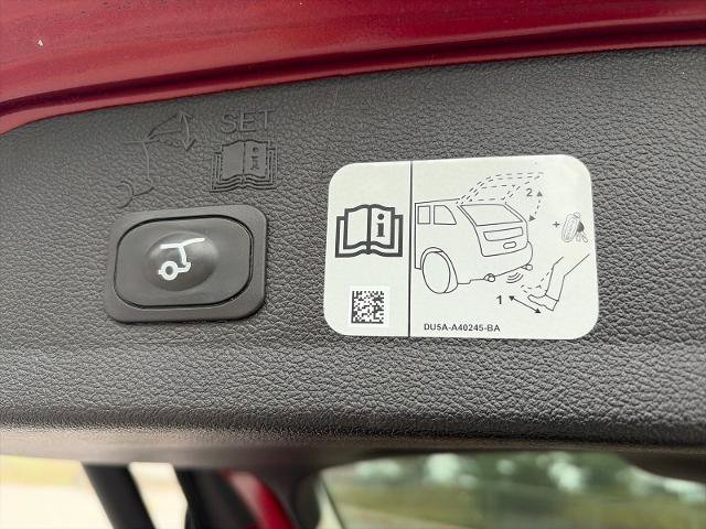 Certified 2019 Ford Escape Titanium AWD/4WD image 20