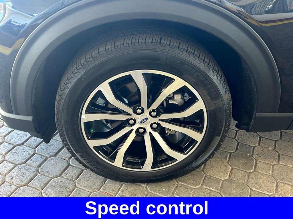 Certified 2025 Ford Explorer ST-Line image 18