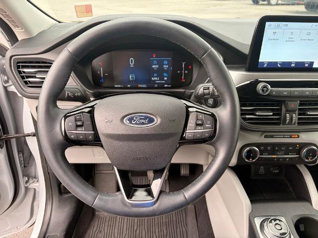 Certified 2025 Ford Escape Active w/ Cold Weather Package FWD image 17