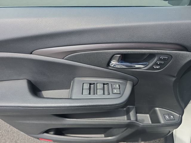 Used 2021 Honda Pilot Special Edition image 13