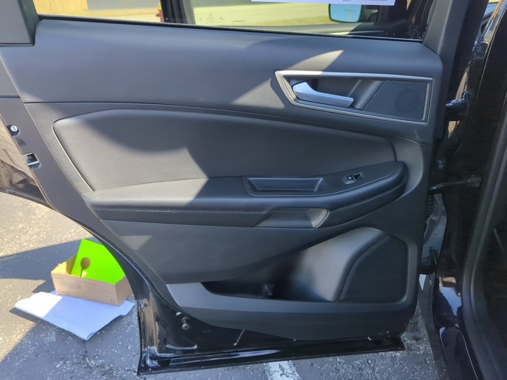 Certified 2024 Ford Edge SEL image 24