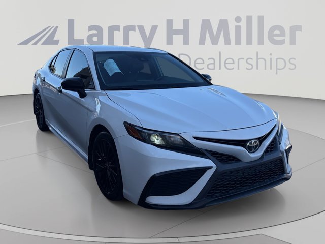 Used 2021 Toyota Camry SE AWD/4WD image 7