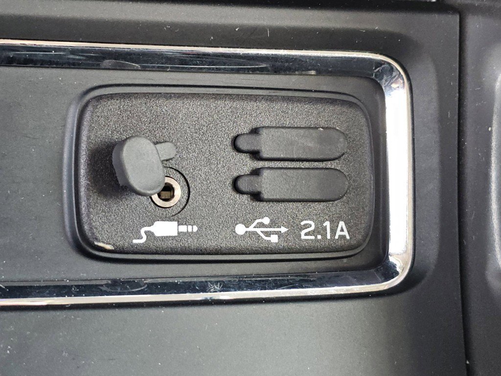 Used 2021 Subaru Ascent Premium w/ Convenience Package image 29