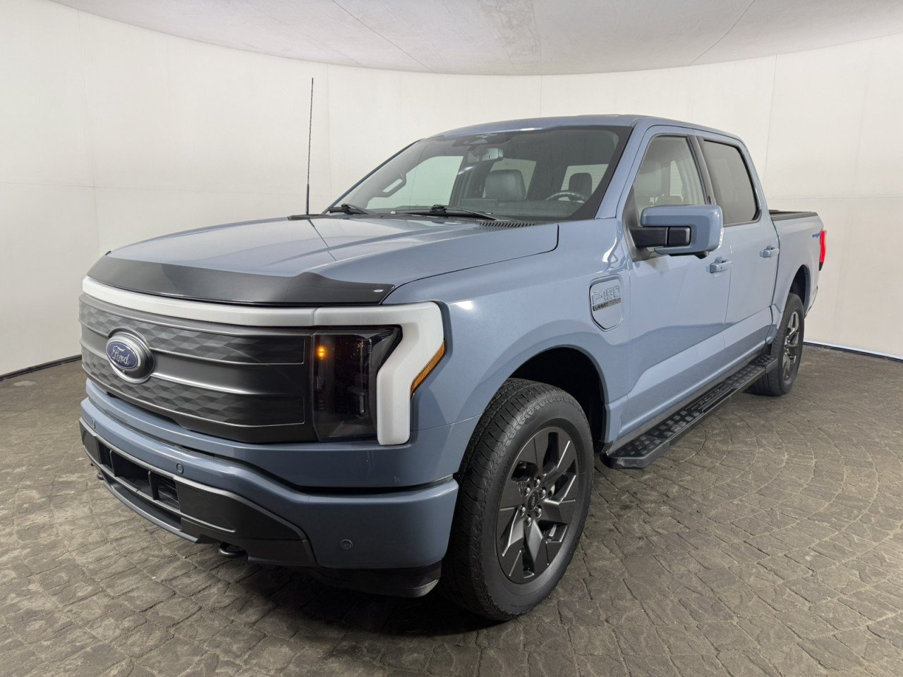 Certified 2023 Ford F150 Lightning Lariat AWD/4WD image 3