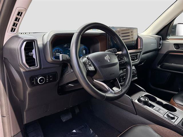 Certified 2025 Ford Bronco Sport Outer Banks w/ Outer Banks Tech Package+ AWD/4WD image 10