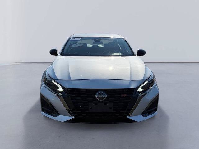 Used 2024 Nissan Altima 2.5 SR FWD image 8