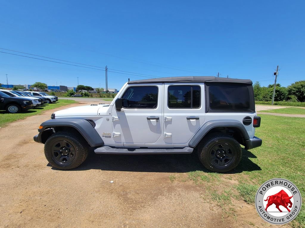 Used 2018 Jeep Wrangler Unlimited Sport AWD/4WD image 3