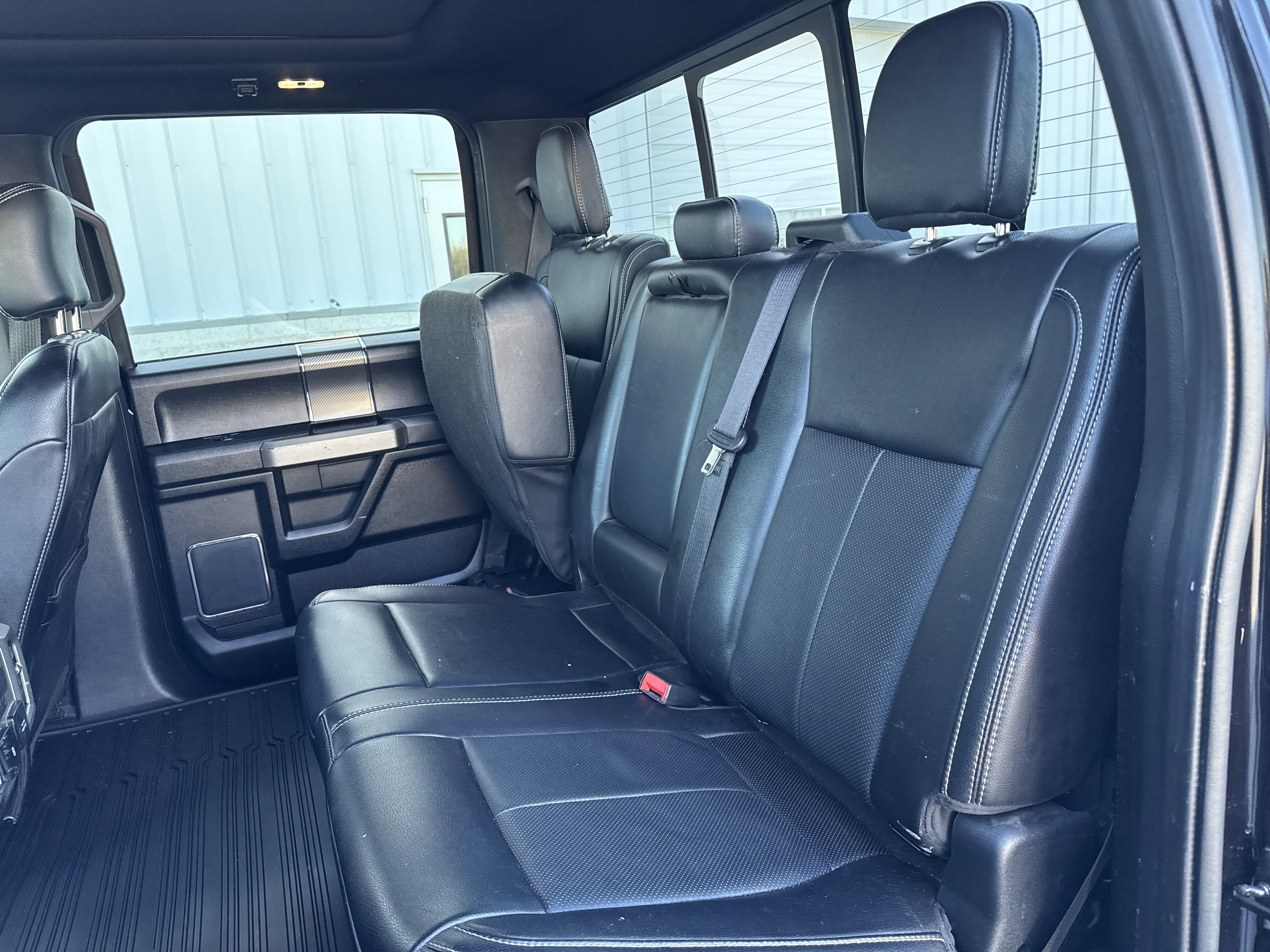 Certified 2020 Ford F150 Lariat w/ Equipment Group 502A Luxury image 32