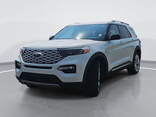 Certified 2023 Ford Explorer Platinum w/ Technology Package AWD/4WD image 7
