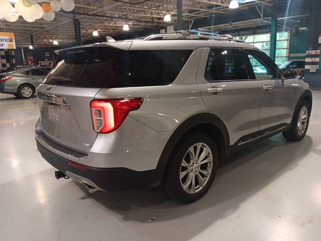 Certified 2020 Ford Explorer Limited AWD/4WD image 11