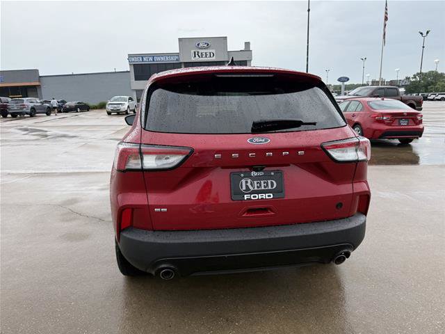 Certified 2021 Ford Escape SE w/ SE Sport Appearance Package FWD image 8