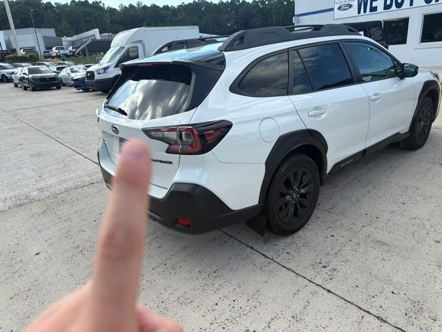 Used 2023 Subaru Outback Onyx Edition AWD/4WD image 16