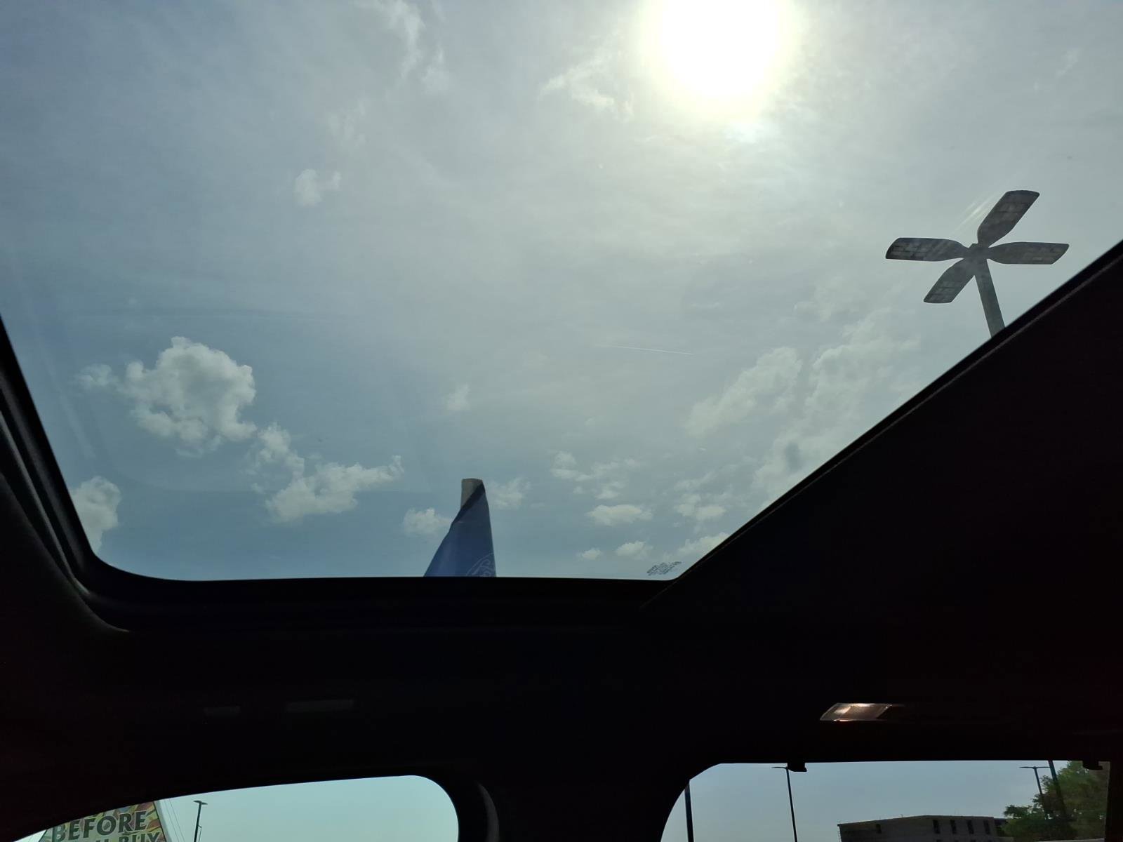 Used 2023 Toyota Sequoia Capstone AWD/4WD image 25