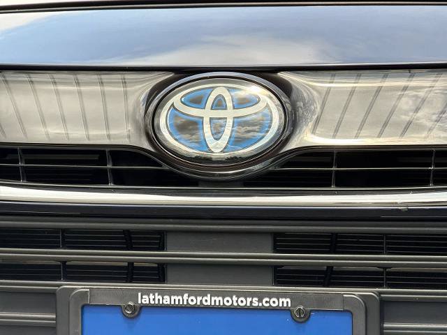 Used 2021 Toyota Venza XLE w/ Softex Package AWD/4WD image 12