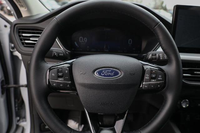 Certified 2025 Ford Escape Platinum image 32