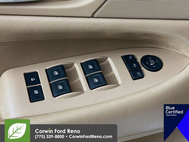 Used 2018 Cadillac Escalade Platinum AWD/4WD image 21