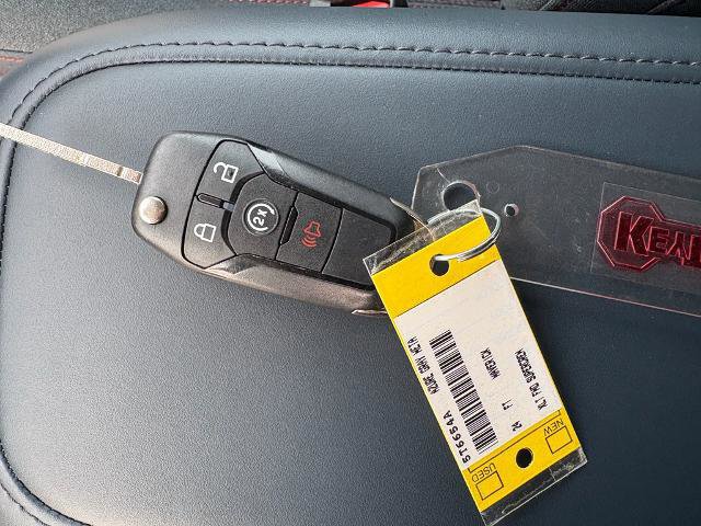 Certified 2024 Ford Maverick XLT w/ XLT Luxury Package image 19