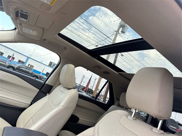 Certified 2021 Ford Explorer Platinum w/ Equipment Group 601A image 21