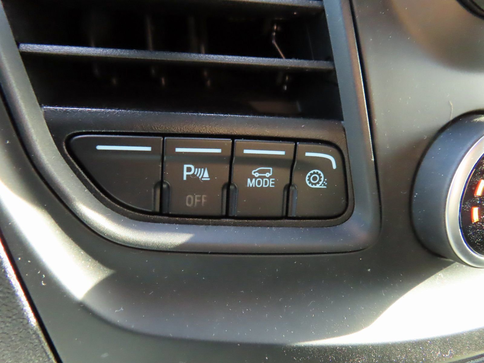 Certified 2023 Ford Transit 150 Low Roof AWD w/ Exterior Upgrade Package image 24