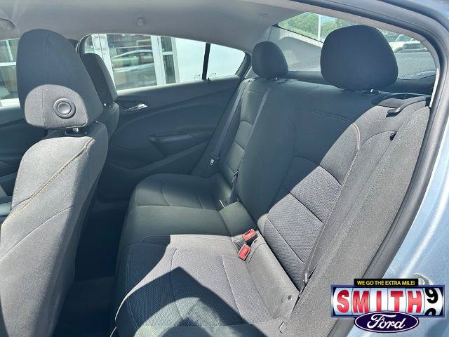 Used 2017 Chevrolet Cruze LS FWD image 21