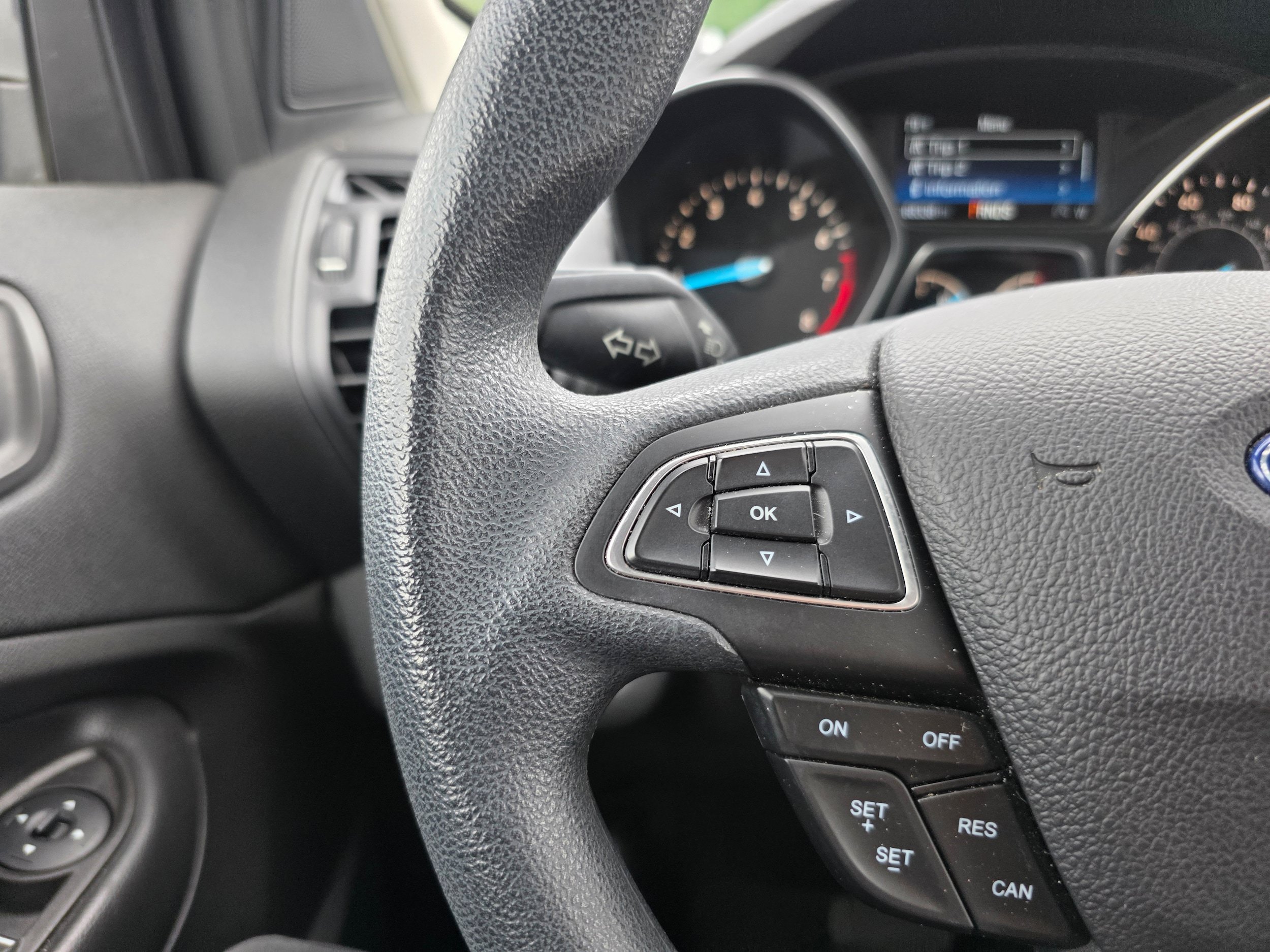 Certified 2019 Ford Escape SE AWD/4WD image 12