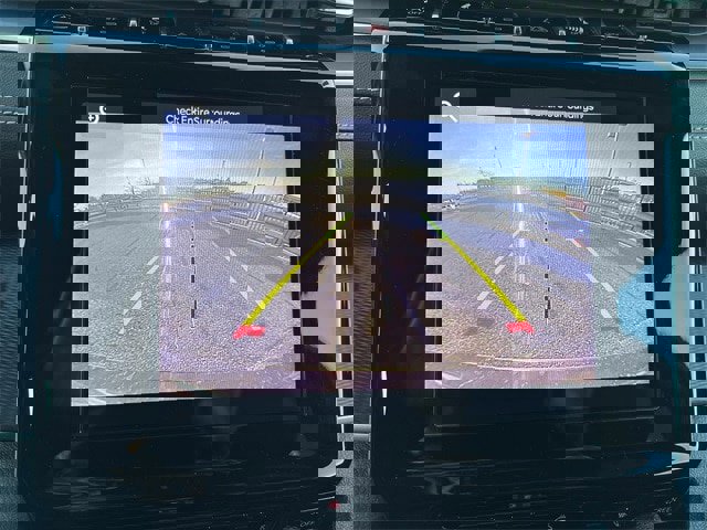 Used 2023 Jeep Grand Cherokee L Laredo image 9