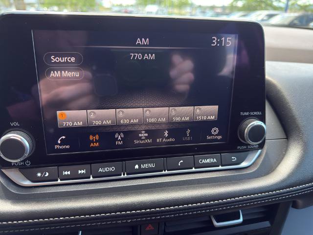 Used 2023 Nissan Rogue S AWD/4WD image 27