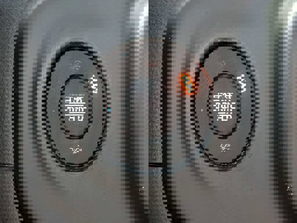 Used 2022 Jeep Wrangler Unlimited Sahara image 40