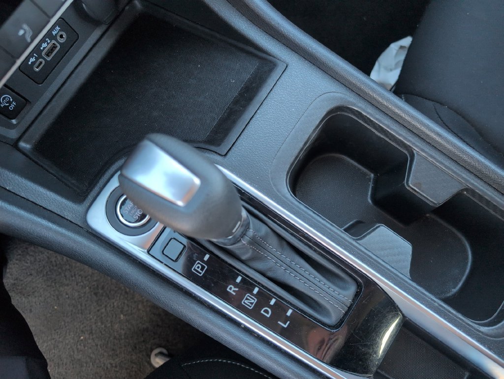 Used 2025 Nissan Sentra SV FWD image 28