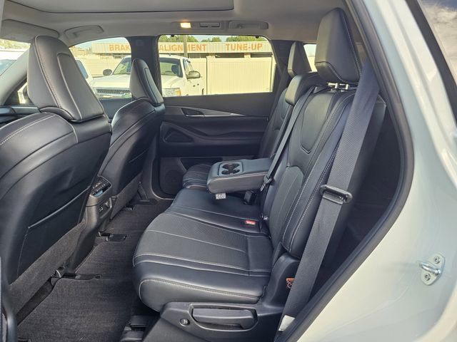 Used 2023 INFINITI QX60 Luxe w/ Cargo Package image 15